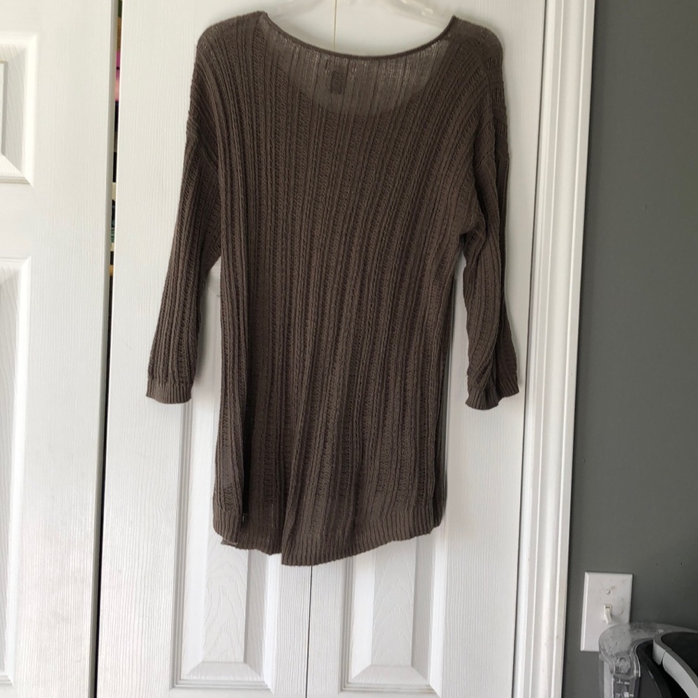 Spring sweater - Picture 2 of 3
